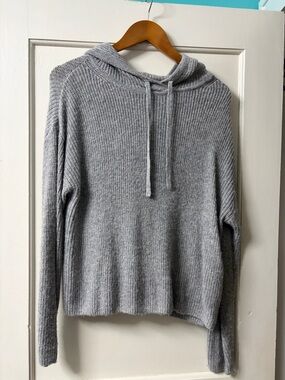 Banana Republic Heather Gray Ribbed Knit Sweater
